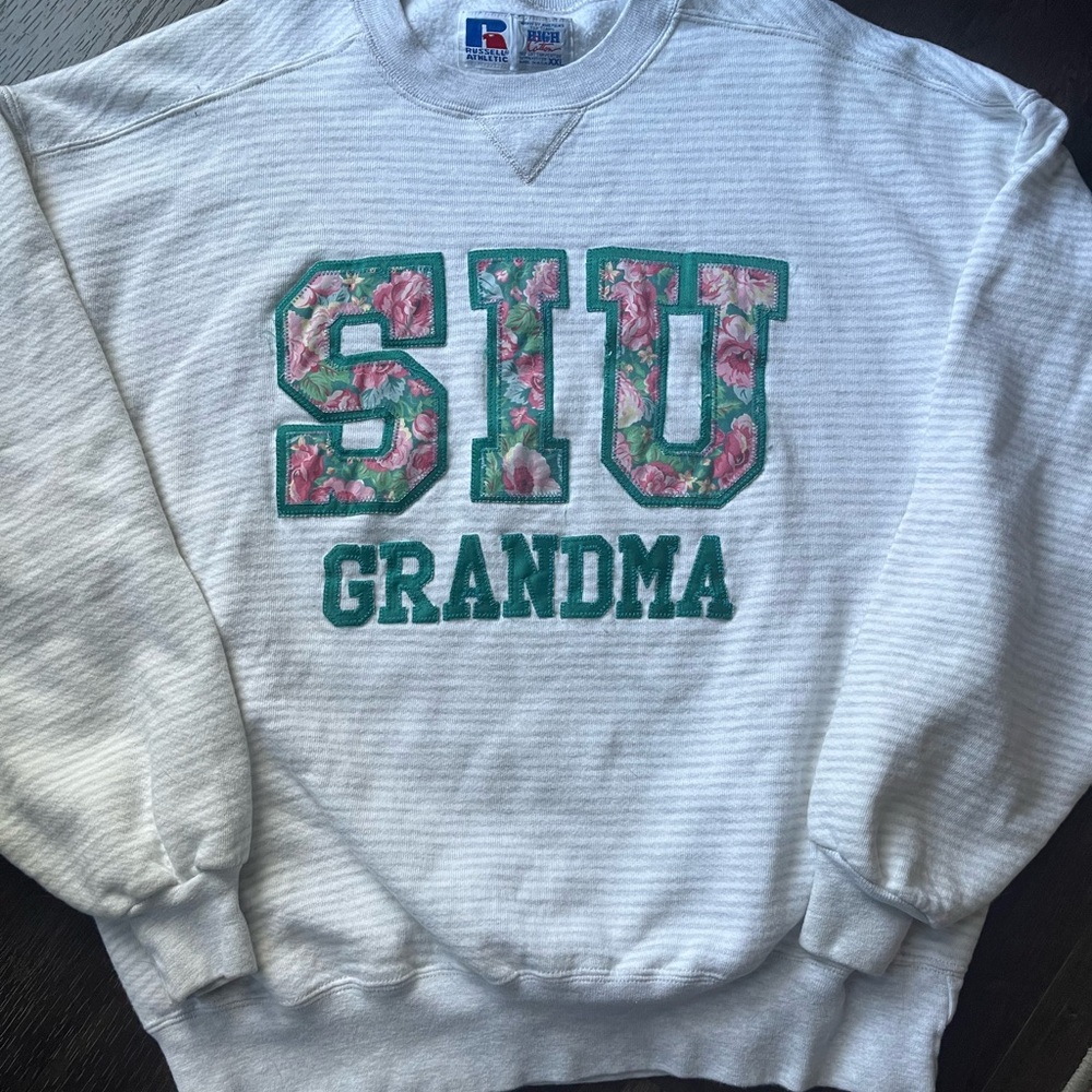 SIU Floral Embroidered Grandma Sweatshirt